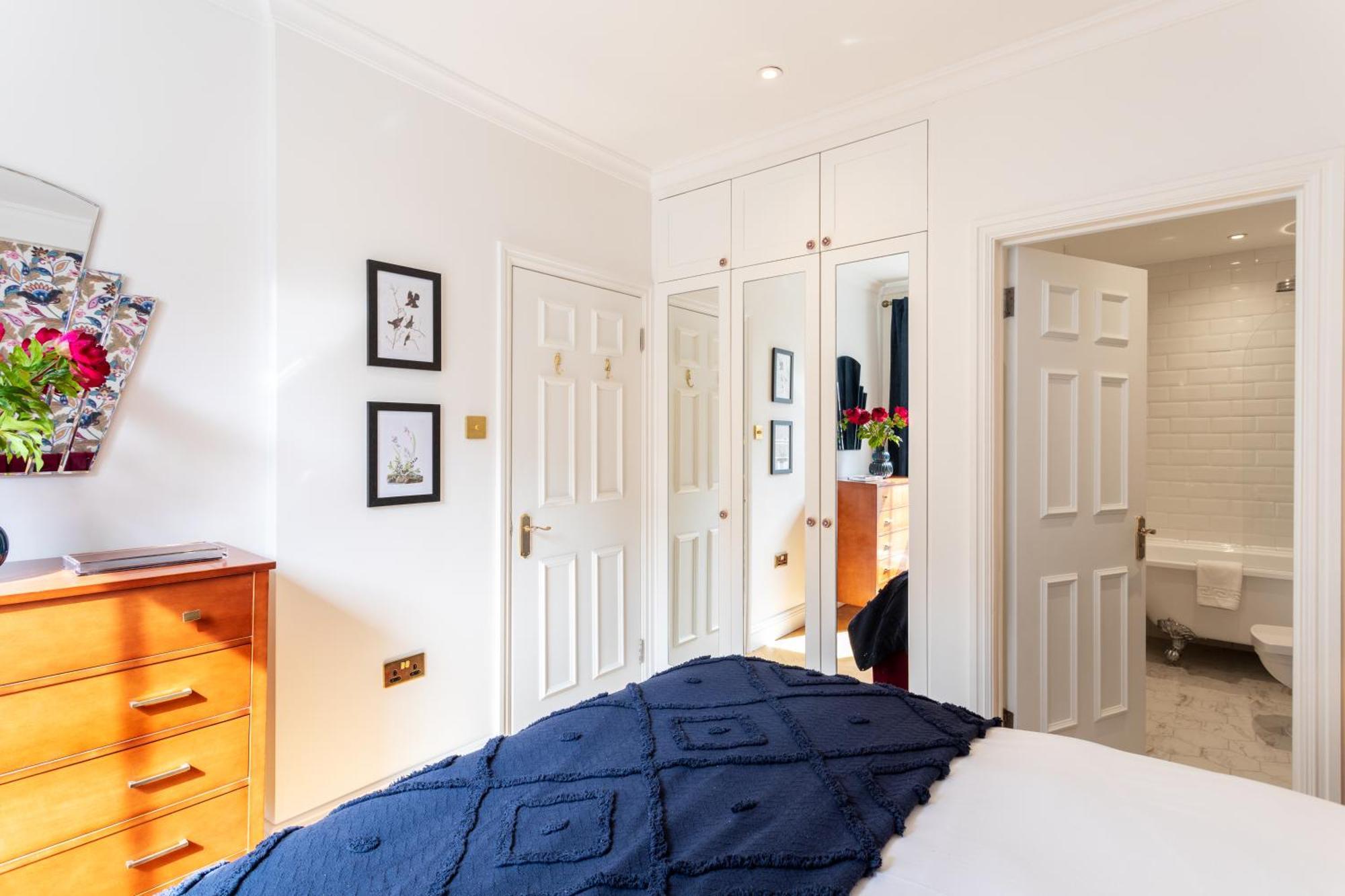 Fabulous Gloucester Road * London